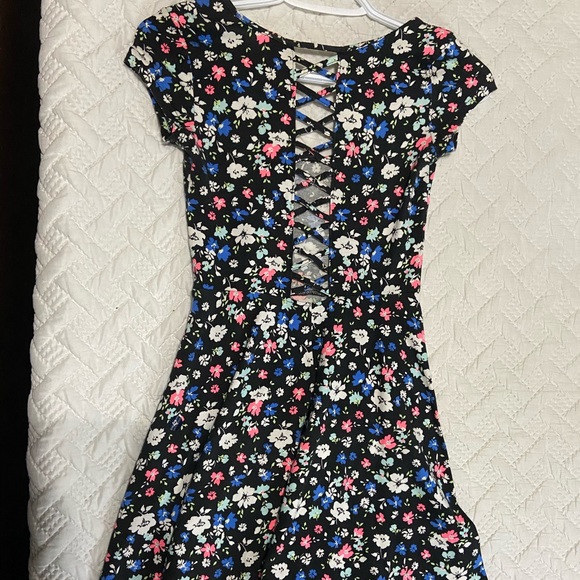 Aeropostale Floral Dress - Picture 3 of 3